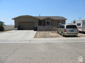 Photo 2 for 544 E 1875 South