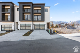 Photo 1 for 79 E Watson Dr