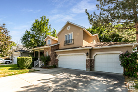 Photo 2 for 11805 S Sunset Ponds Dr