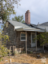 Photo 4 for 637 E Main St