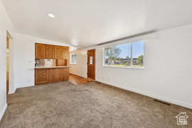 Photo 4 for 1254 Marilyn Dr