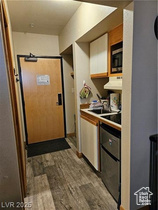 Photo 4 for 223 Hunter Ridge Rd #E121