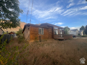 Photo 2 for 720 N Main St