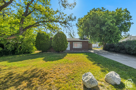 Photo 4 for 3409 S Maple Way