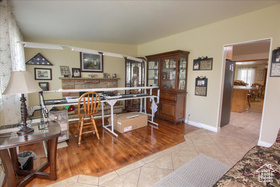 Photo 3 for 5724 W Darle Ave