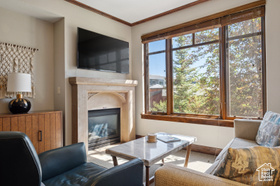 Photo 4 for 3558 Escala Ct #252