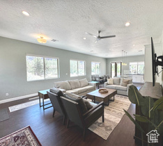 Photo 6 for 108 N Trapper Cir #D