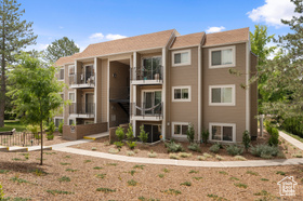 Photo 1 for 1040 E Quail Park Dr #B