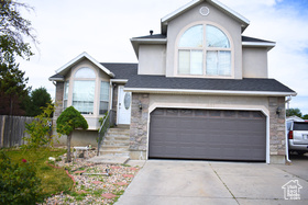 Photo 1 for 1037 W State Cir