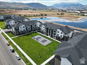 Photo 4 for 1378 S Sawmill Blvd #7-703