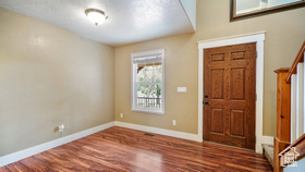 Photo 5 for 332 W Hillside Dr