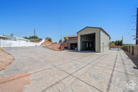 Photo 6 for 2752 E 50 South