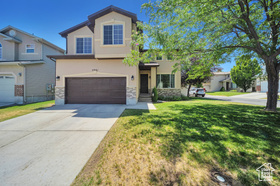 Photo 3 for 5961 W Chiswick Ct