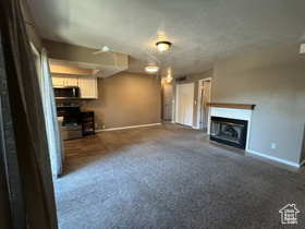 Photo 5 for 662 W Jefferson Cv