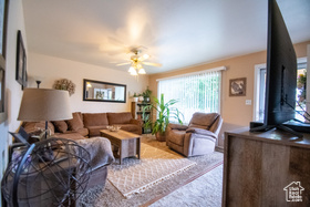 Photo 3 for 651 S Locust Ave