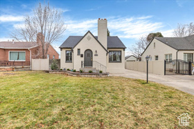 Photo 1 for 1662 E Browning Ave