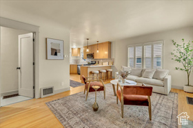 Photo 2 for 1662 E Browning Ave