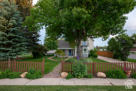 Photo 3 for 52 E 1st