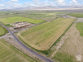 Photo 6 for 1036 E Airport Rd