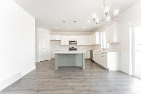 Photo 6 for 1536 W Boseman Way #629