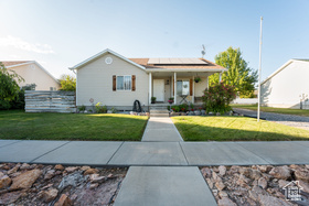 Photo 3 for 2087 E Weeping Willow Way