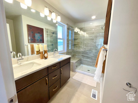 Photo 6 for 2043 W Pinnacle Ln #G-1