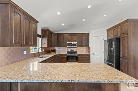 Photo 6 for 709 E 500 South