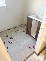 Photo 4 for 3510 N Willow Creek Ln #9