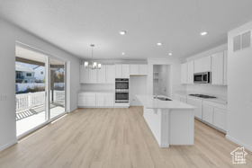 Photo 4 for 8648 N Haloran Ct #1328