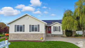 Photo 1 for 439 Meadow Ln