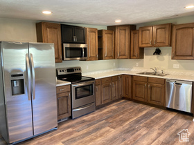 Photo 3 for 3248 S Van Buren Ave