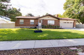 Photo 1 for 1471 W Stern Dr