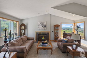 Photo 4 for 9506 Silver Creek Rd