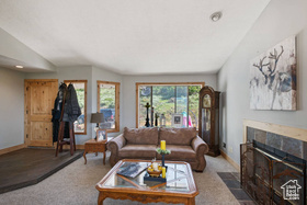 Photo 2 for 9506 Silver Creek Rd