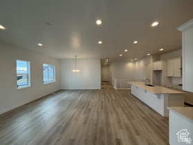 Photo 2 for 284 E Polaris Dr #112