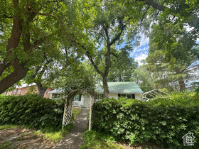 Photo 2 for 191 N Ash Creek Dr