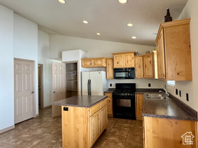 Photo 4 for 225 W 200 North