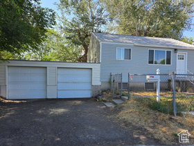 Photo 1 for 1083 W Fremont Ave