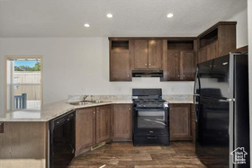 Photo 6 for 1500 N Angel St #22