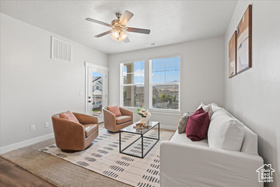 Photo 4 for 1806 W Newcastle Ln #203