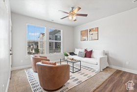 Photo 5 for 1806 W Newcastle Ln #203