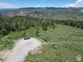 17528 S Wolf Creek Cir MLS #2096197
