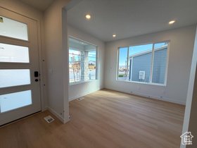 Photo 4 for 2969 N Kingbird Dr #614