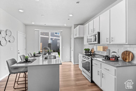 Photo 3 for 358 N Broadway Dr #1014