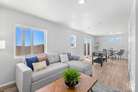 Photo 4 for 352 N Broadway Dr #1015
