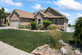 Photo 3 for 5144 W Emmeline Dr