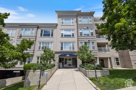 Photo 2 for 3075 E Kennedy Dr #315