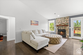 Photo 6 for 325 W Burgi Ln