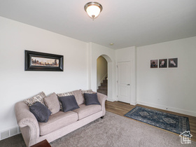 Photo 5 for 373 N Willow Haven Ave