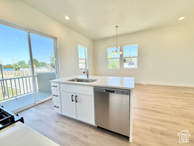 Photo 6 for 1678 N 1600 West #123